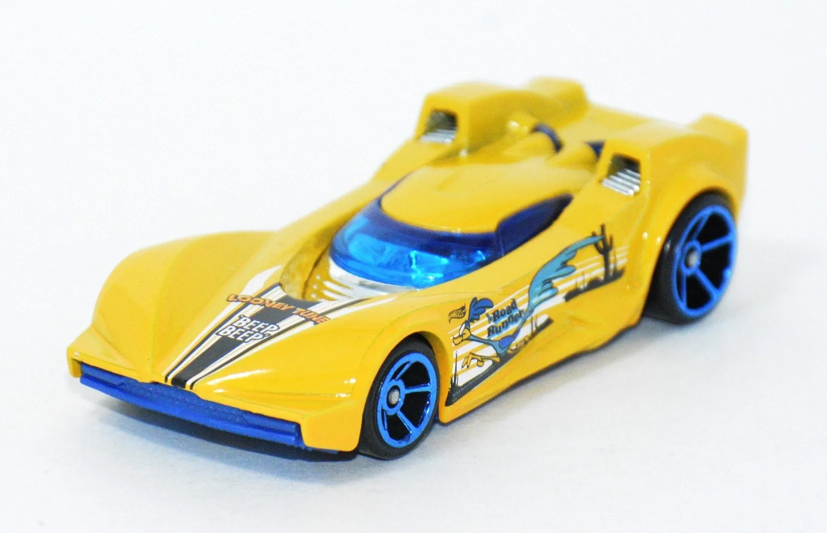Hot Wheels Looney Tunes Scoopa Di Fuego Loose Cars