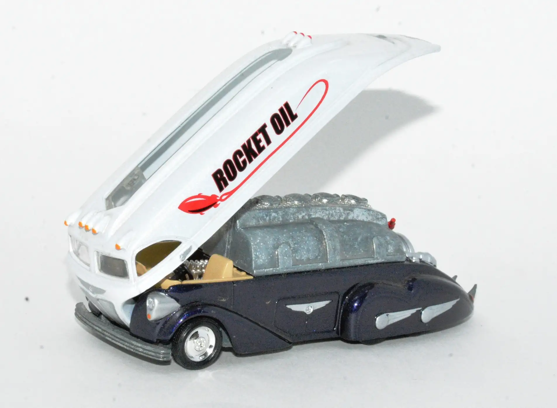 Amazon.com: Hot Wheels 100% Mobil Oil Rocket Oil : Toys & Games