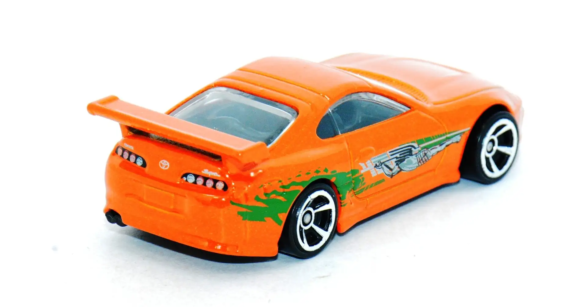 Hot Wheels FAST & FURIOUS トヨタ スープラ Amazon.com: Hot Wheels 2013 HW City Fast & Furious Toyota