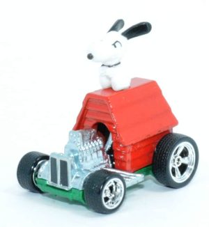 Hot Wheels Peanuts Snoopy