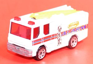 Matchbox Dennis Sabre